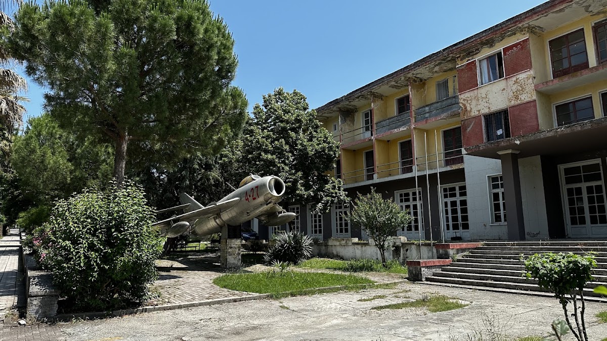 Mikoyan-Gurevich MiG-17
