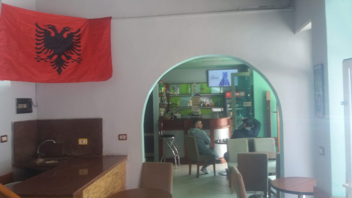 BAR KAFE EDI photo 2