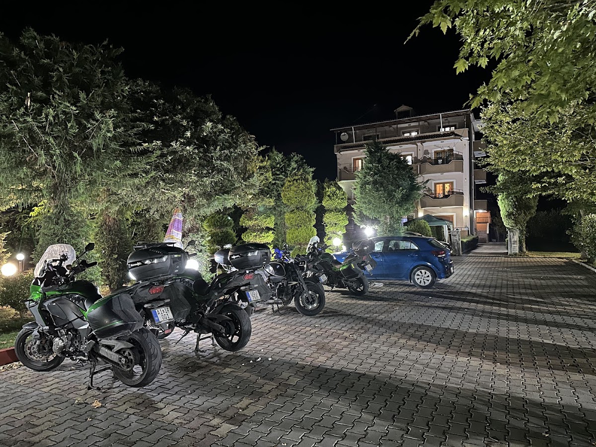 Camping & Guest House Herges