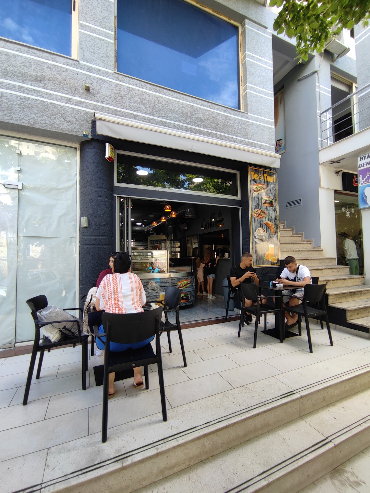 Mr.Turi - Coffee, Sandwiches and more