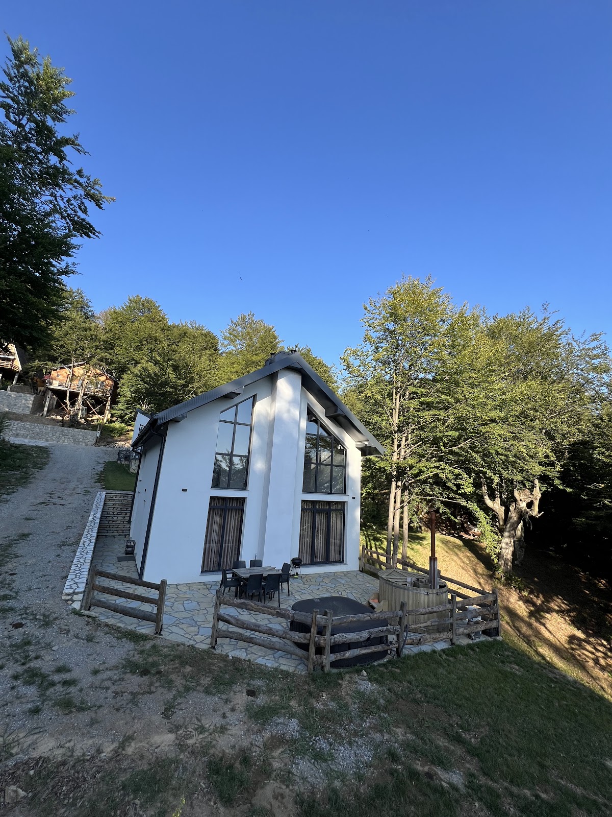 Luxos Villa