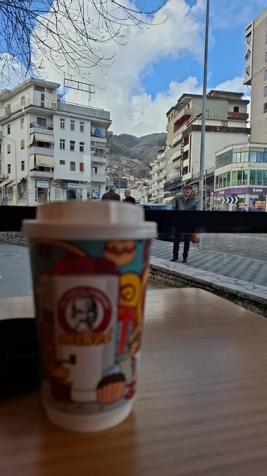Mikel Coffee photo 5