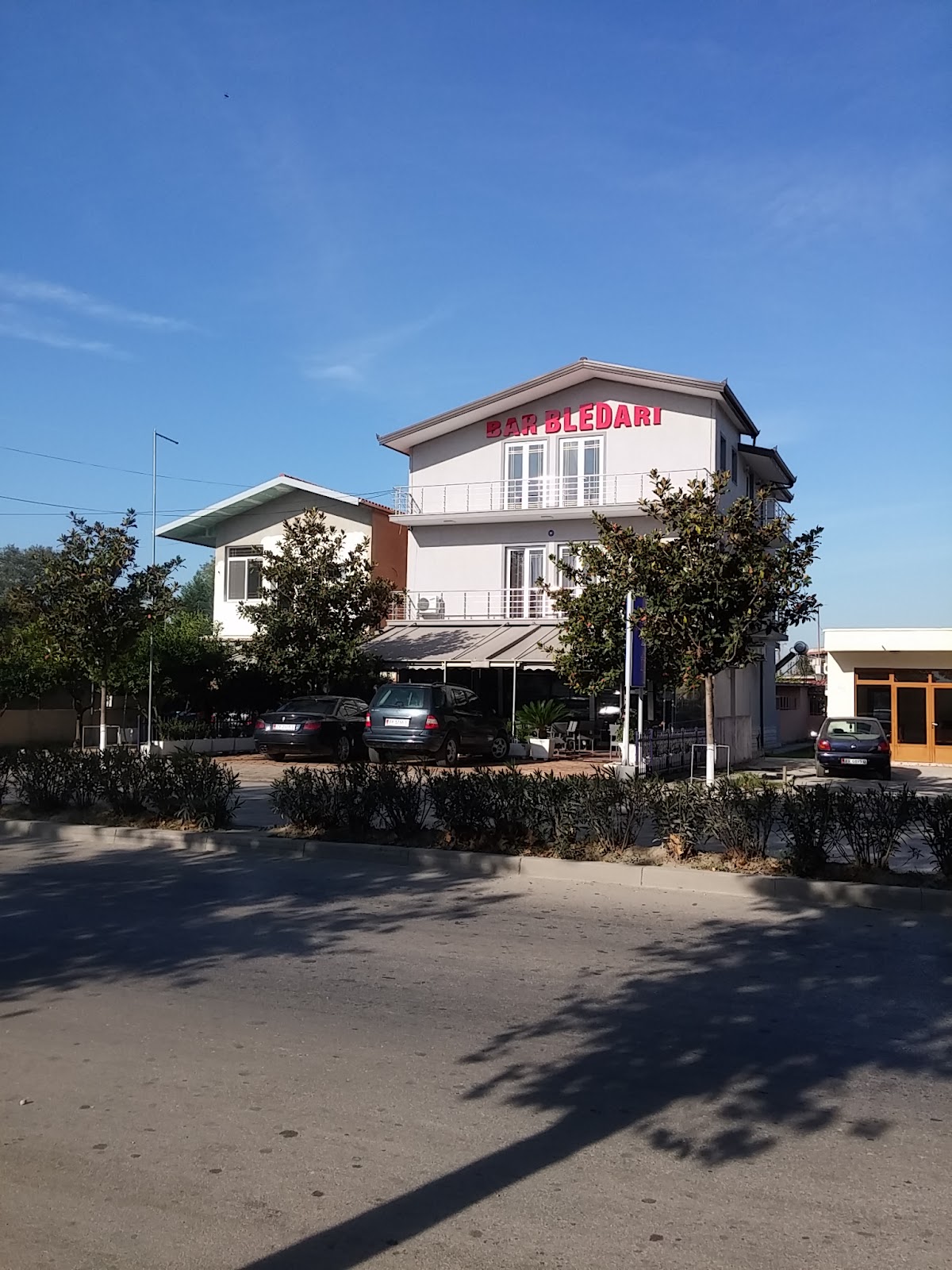 Bar Hotel Bledari photo 3