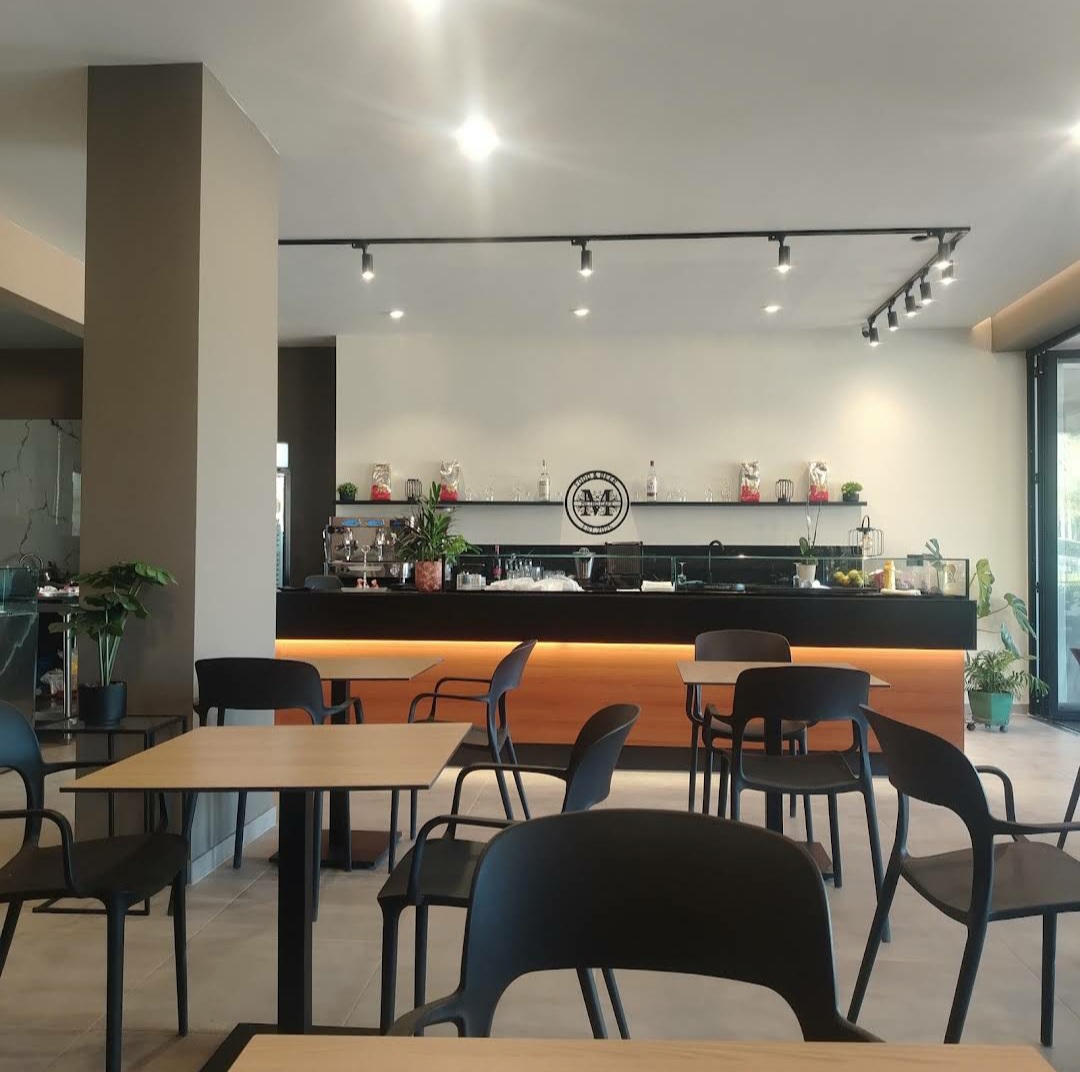 Metro Café & Food photo 4