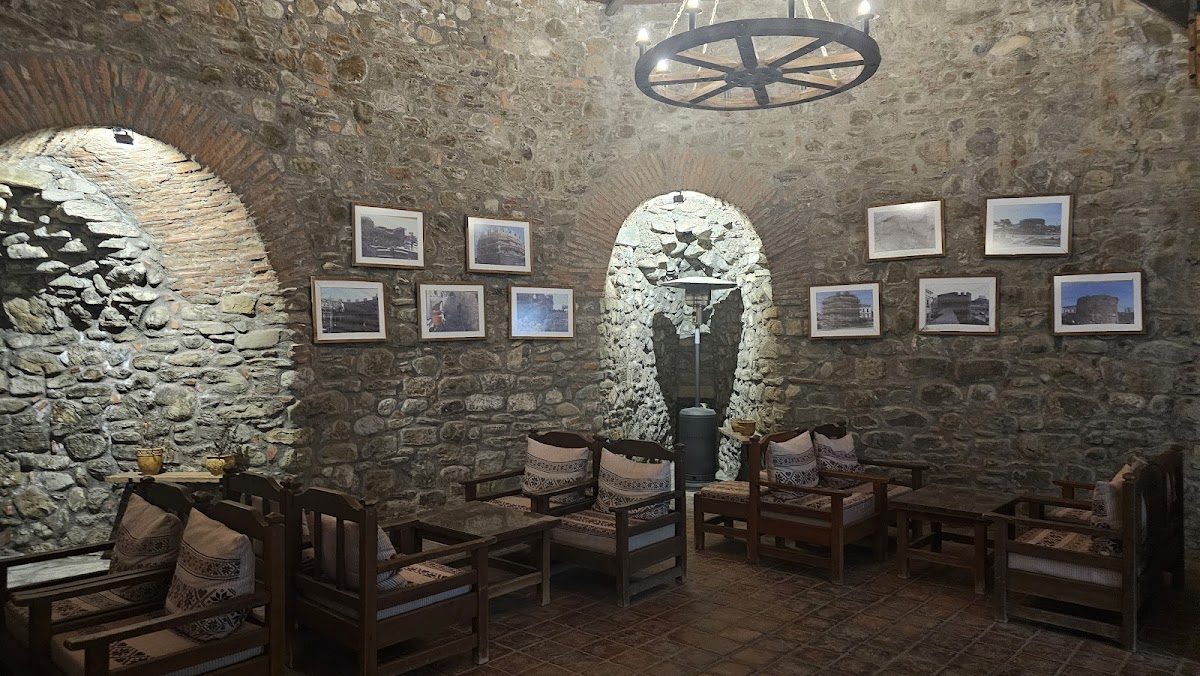 Guri Hotel photo 5