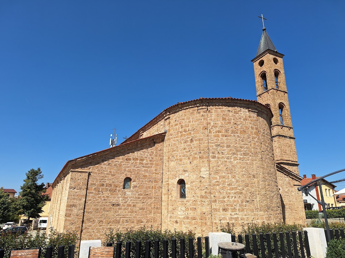 Catholic Cathedral of Our Lady of Perpetual Succour — Atraksione në Prizren — photo 2