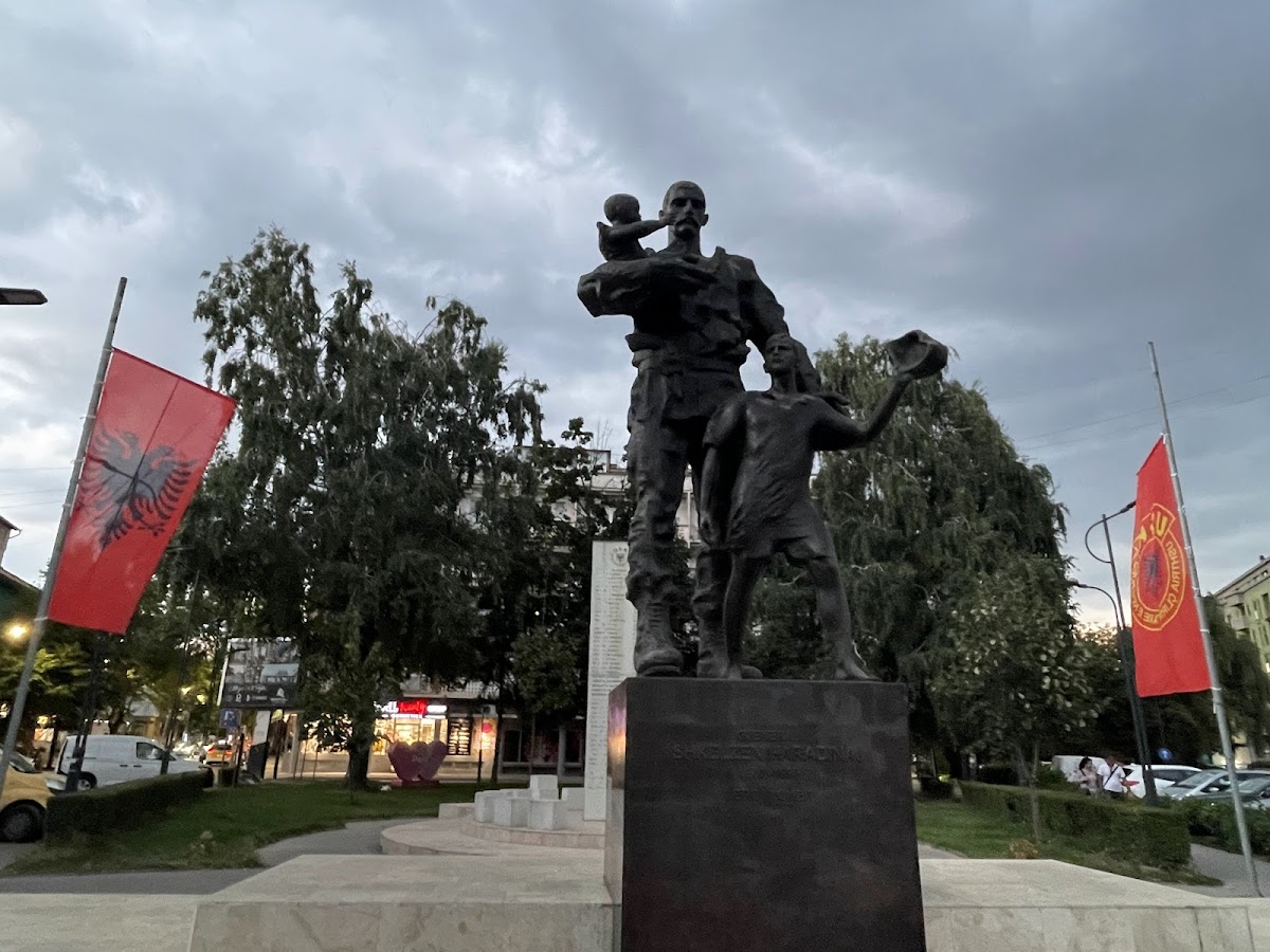 Memorial — Atraksione në Pejë
