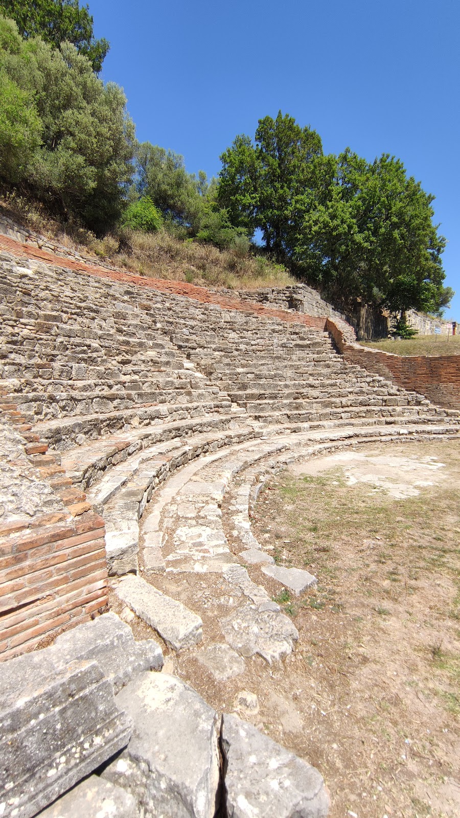 Stoa B photo 2