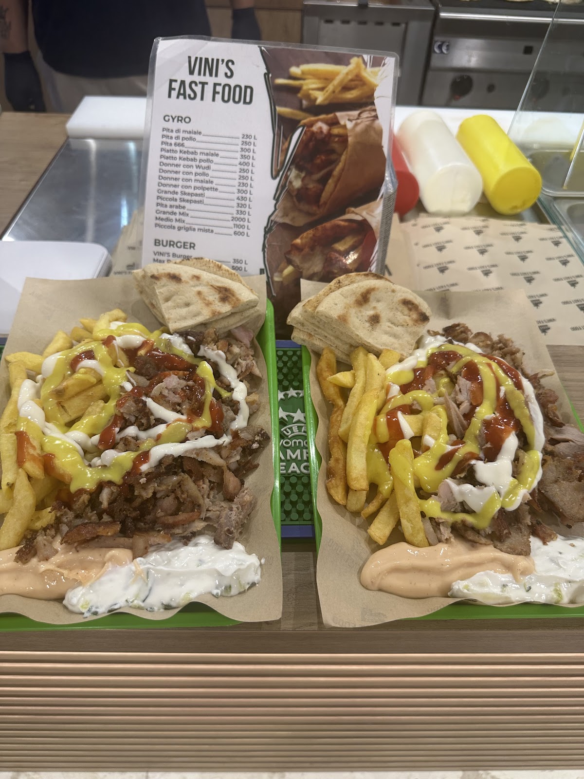 Vini’s FAST FOOD photo 2