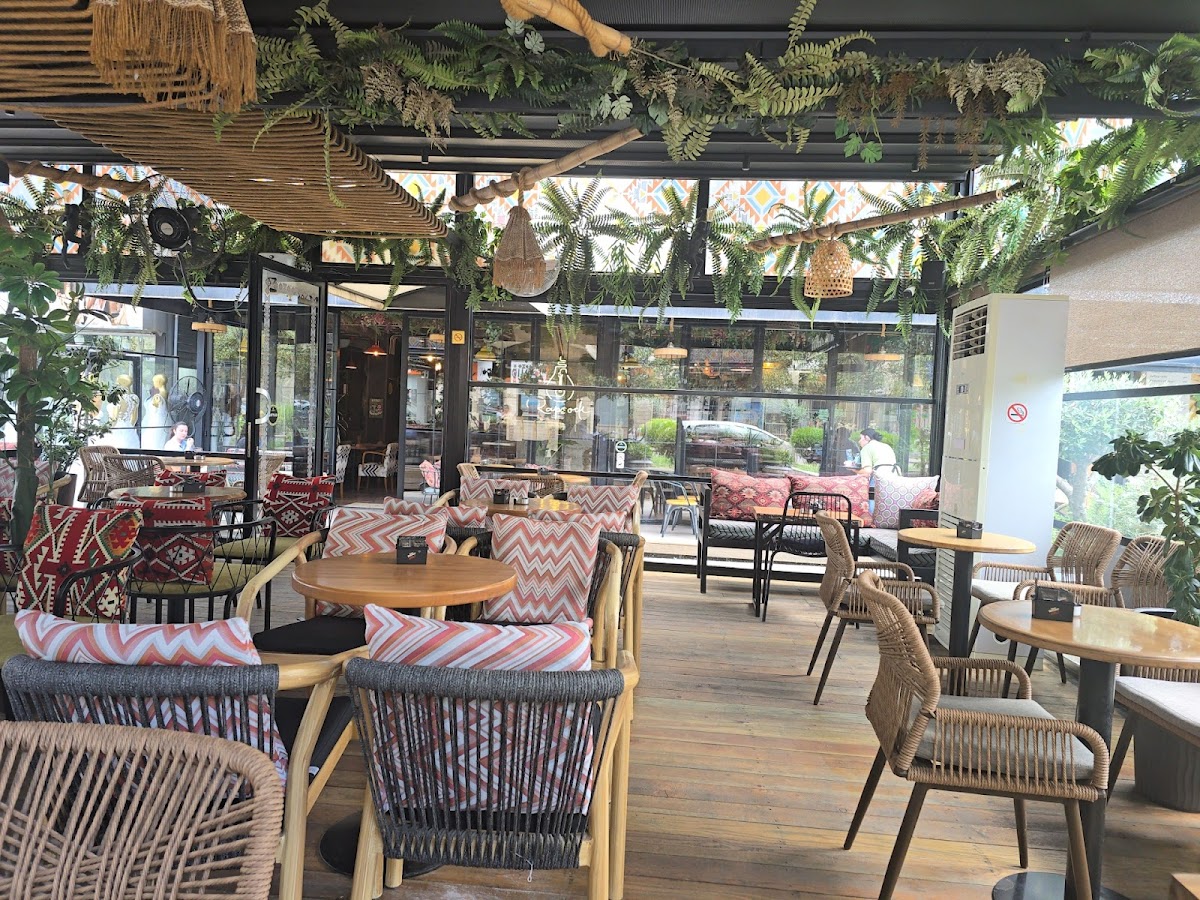 Rapsodi Bistro