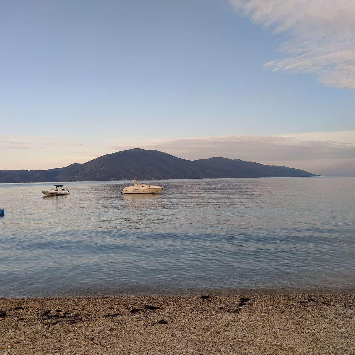Radhimë Beach — Plazhe në Vlorë — photo 3