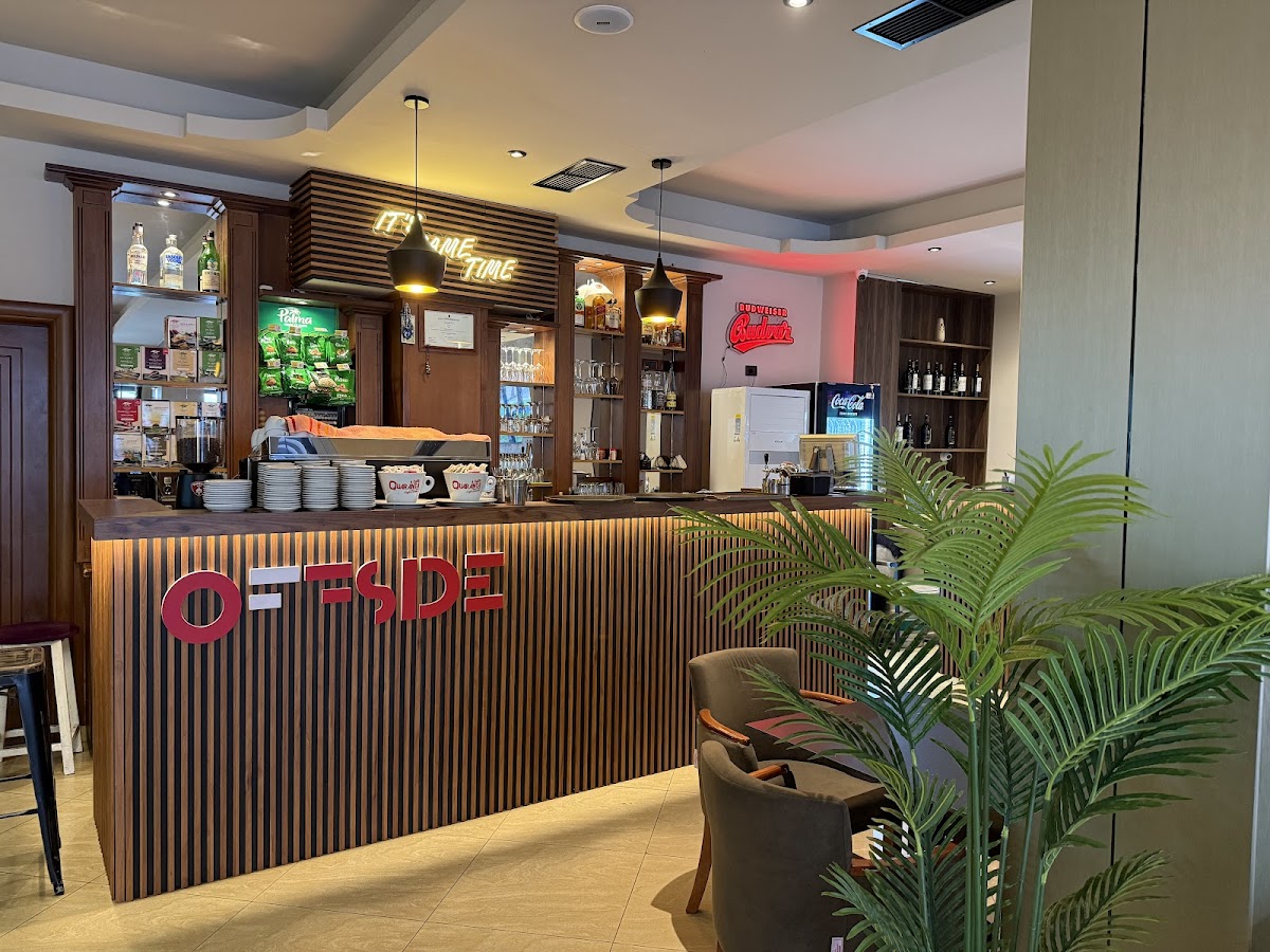 Offside bar photo 4