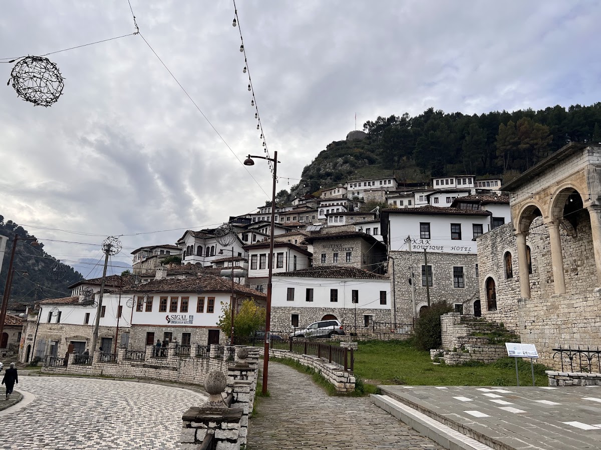 Berat, Albania photo 3