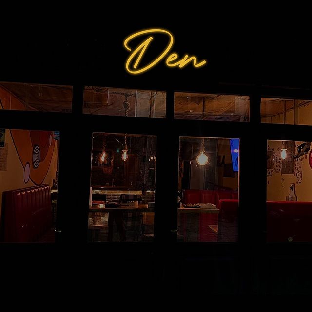 Den