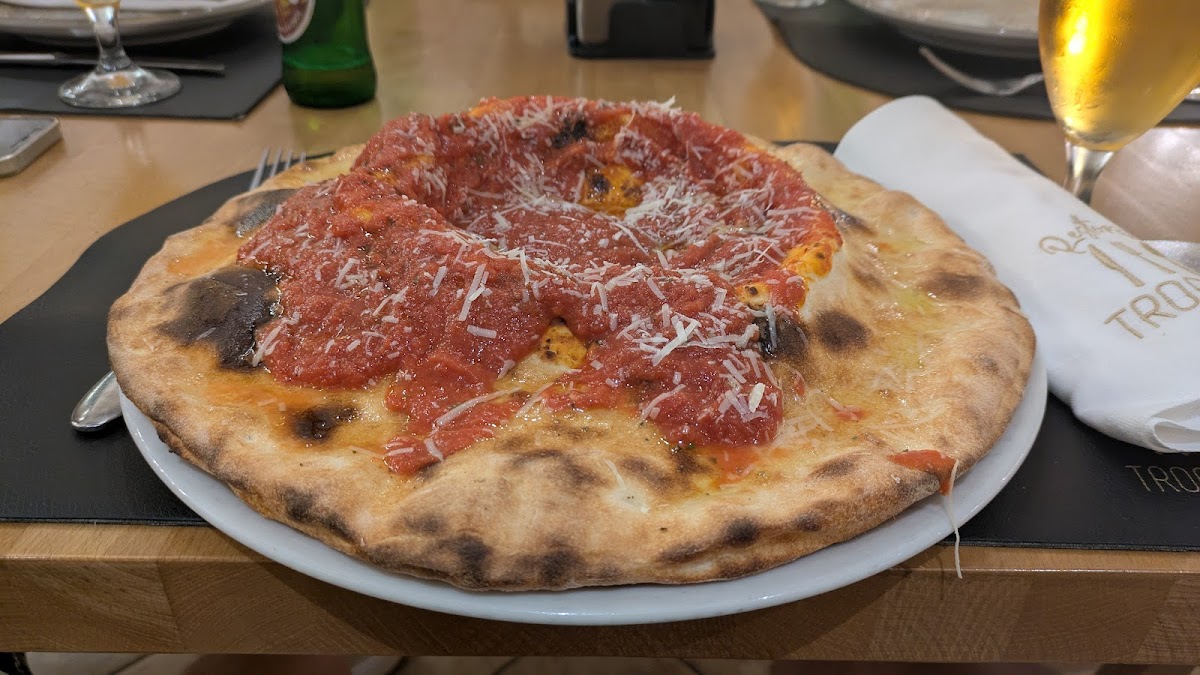 Bar Restorant Pizzeri Troplini photo 5