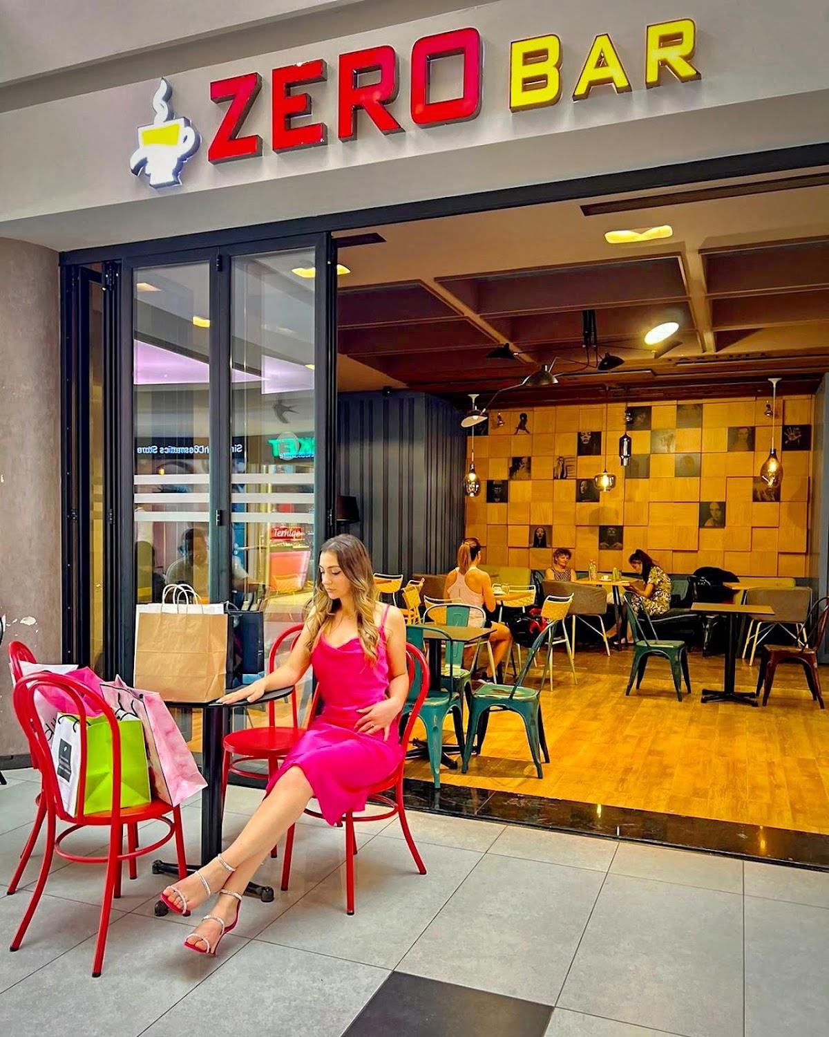 Zero Bar Metropol Center photo 3