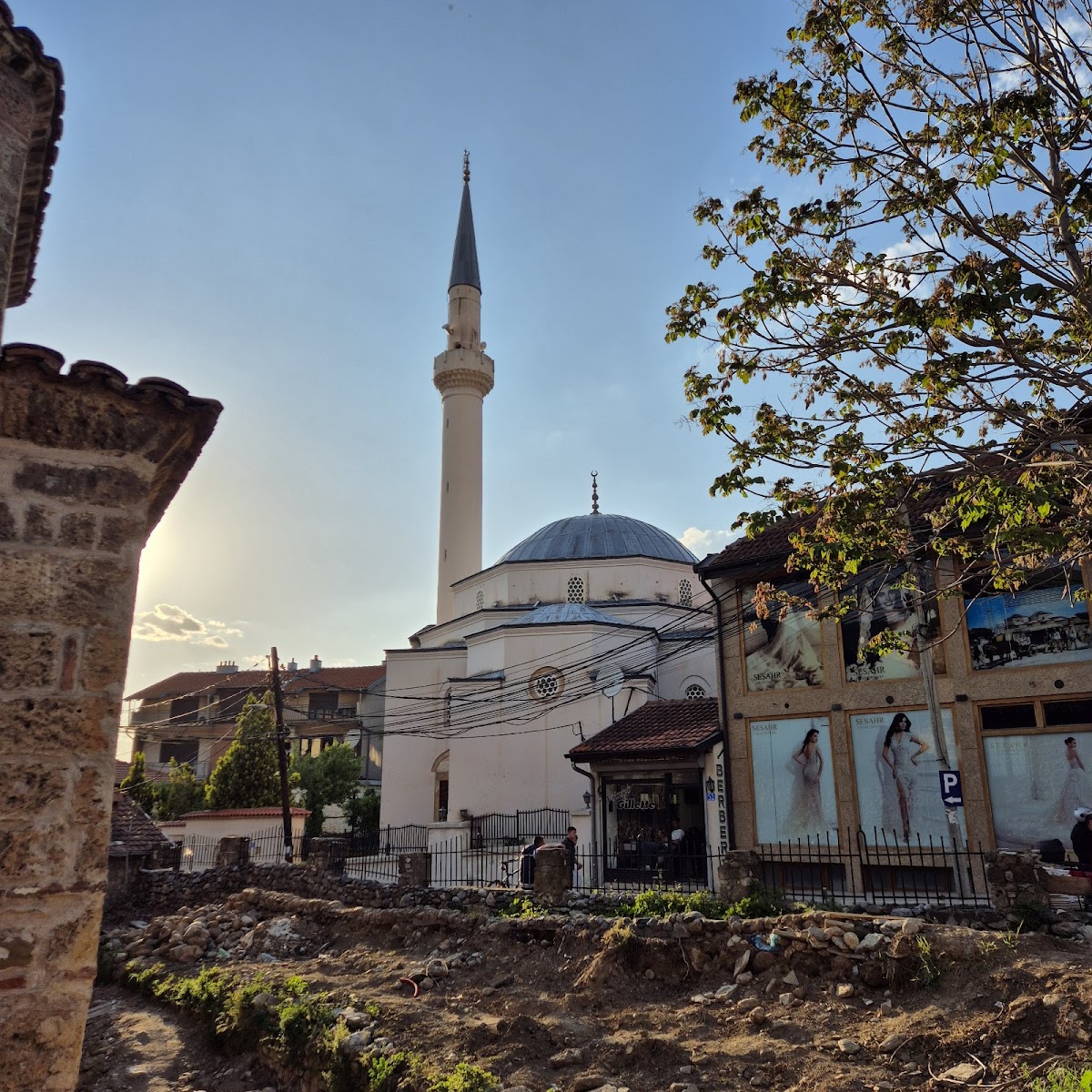 Xhamia e Emin Pashës — Atraksione në Prizren — photo 2