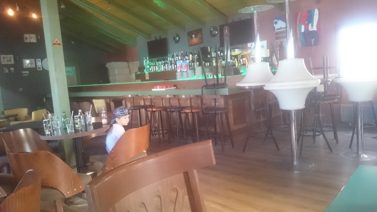 Lagoon Bar photo 5
