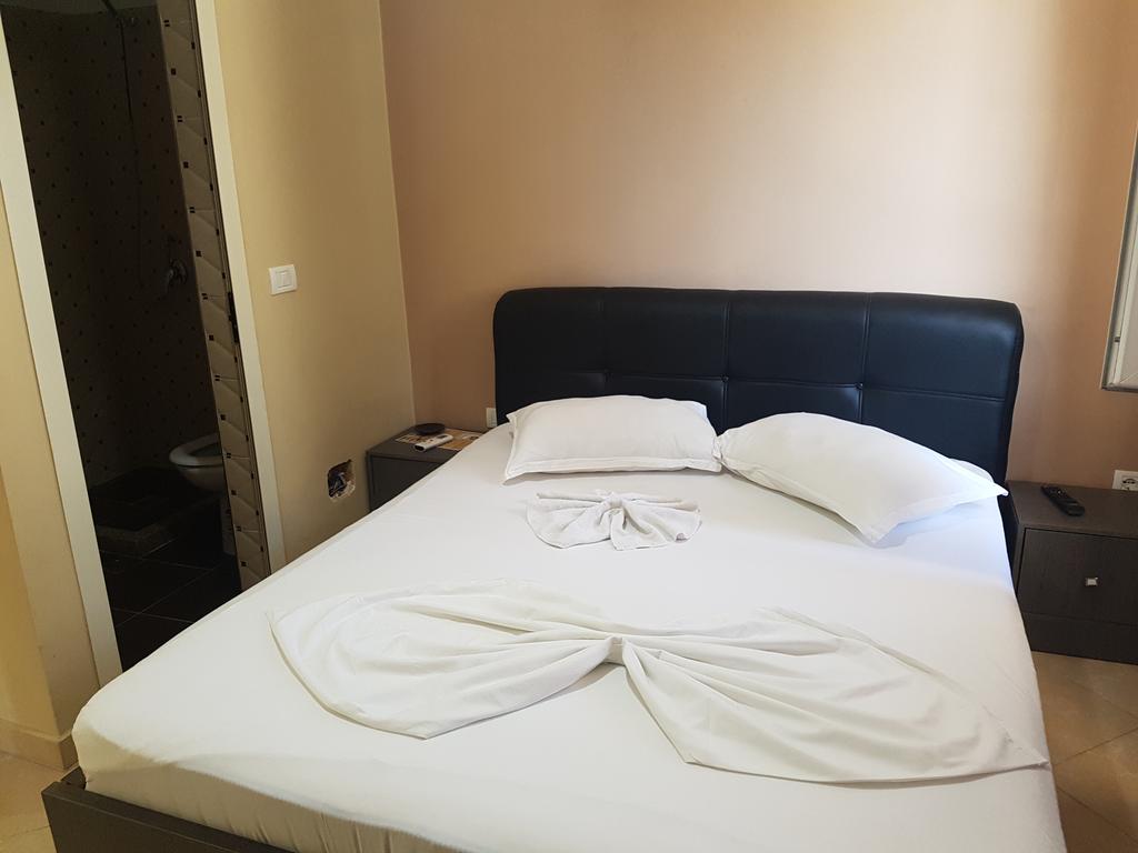 Hotel Emigranti photo 2