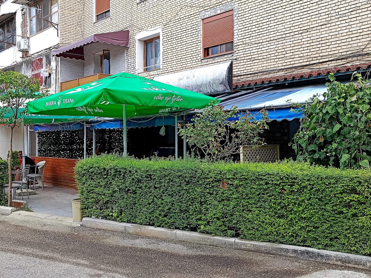 Bar Daniel