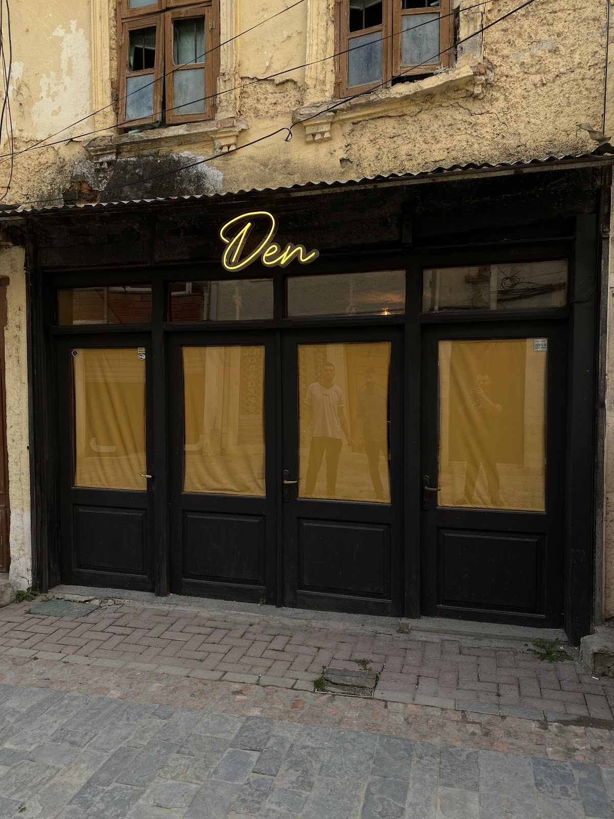 Den photo 5