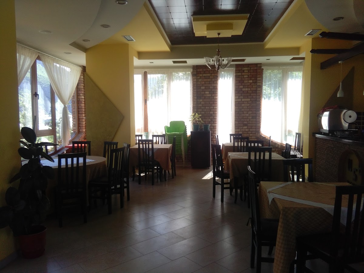 Bar HSE Terziu