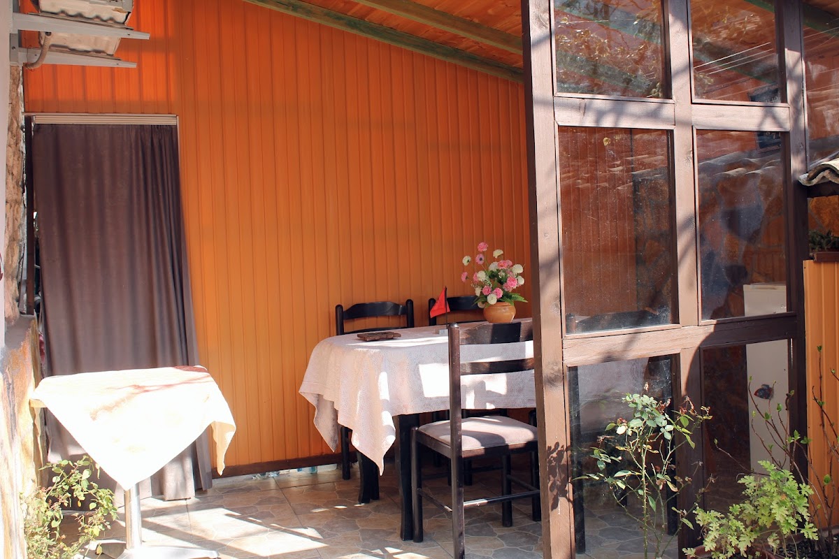 Tomor Shehu Guest House photo 4
