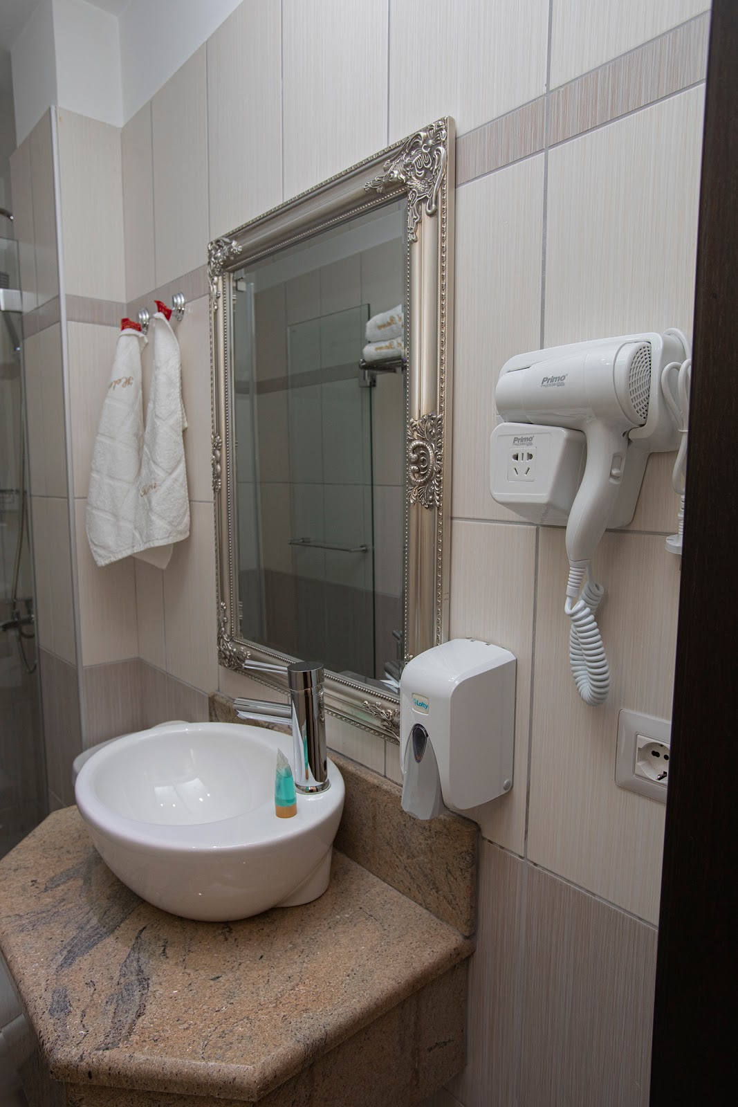Christi's Hotel Borova photo 3