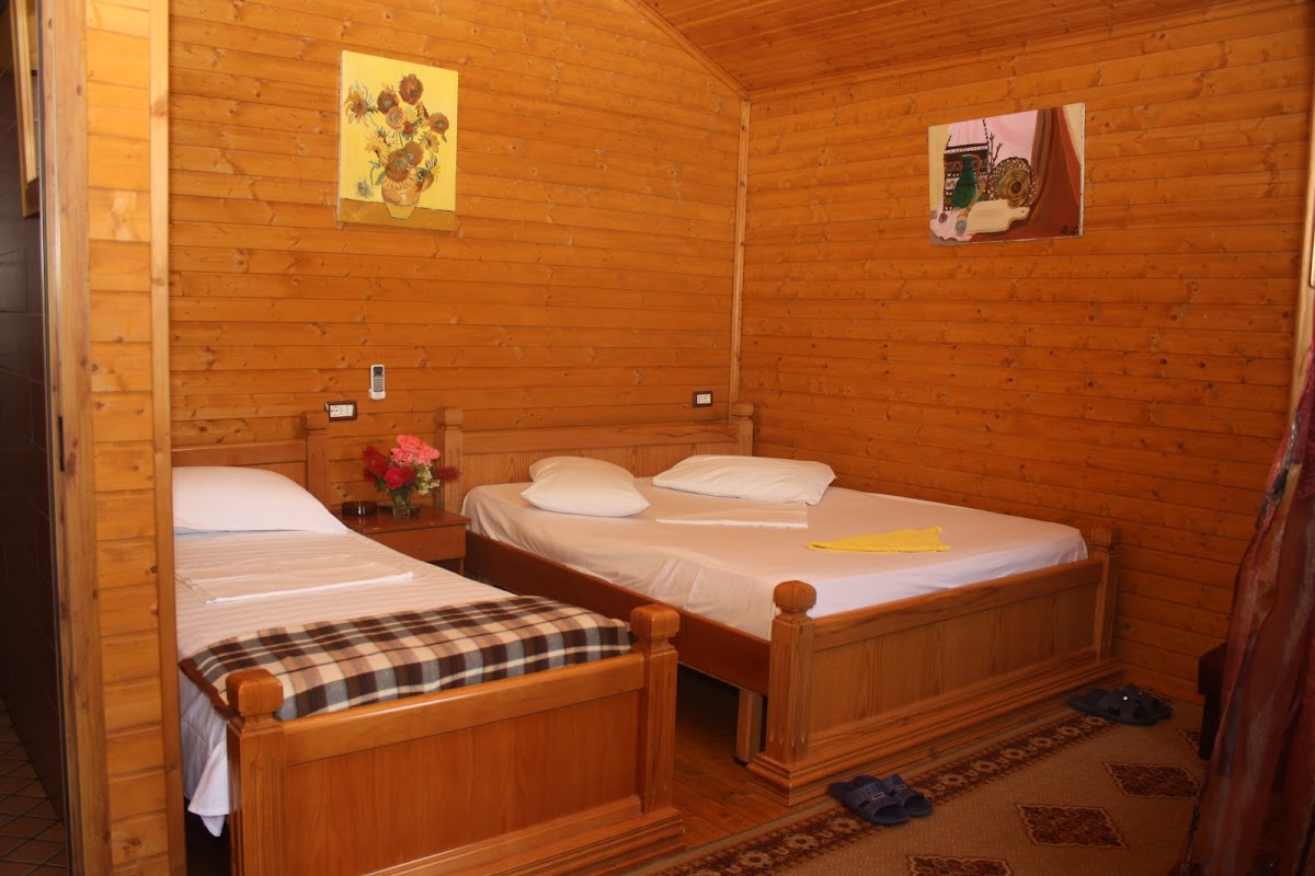 Hotel Bicaj photo 4