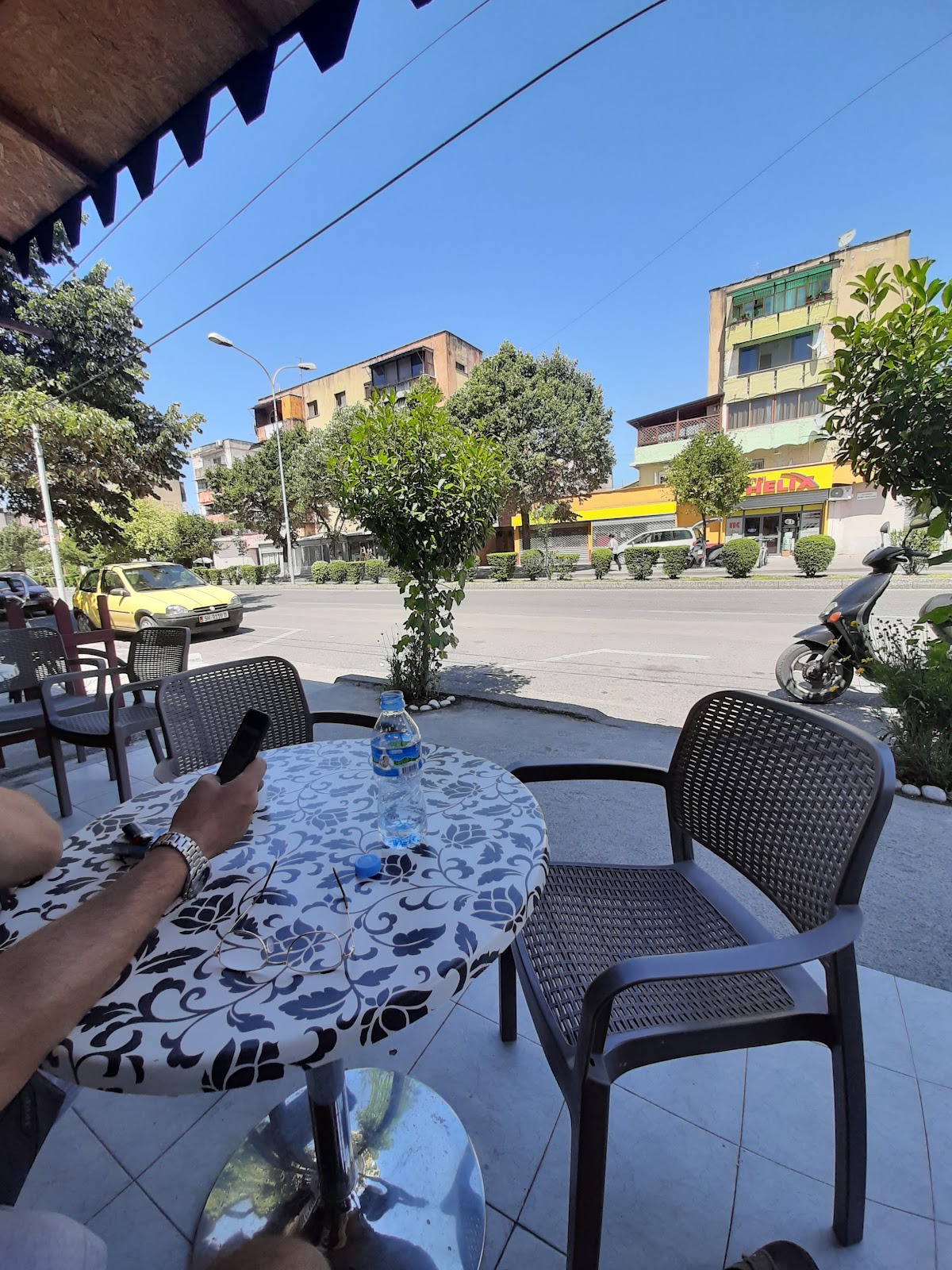 Bar Kafe "Te Ardiani"