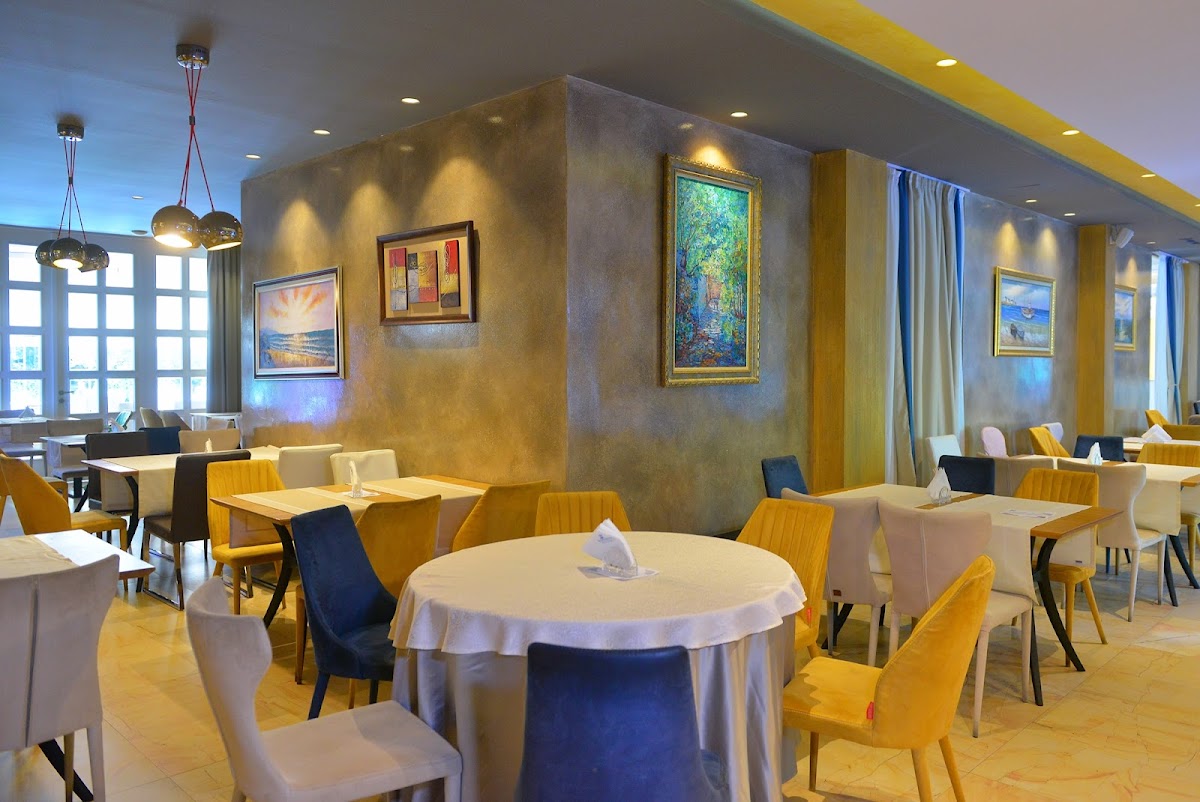 Sandy Beach Resort Golem photo 5