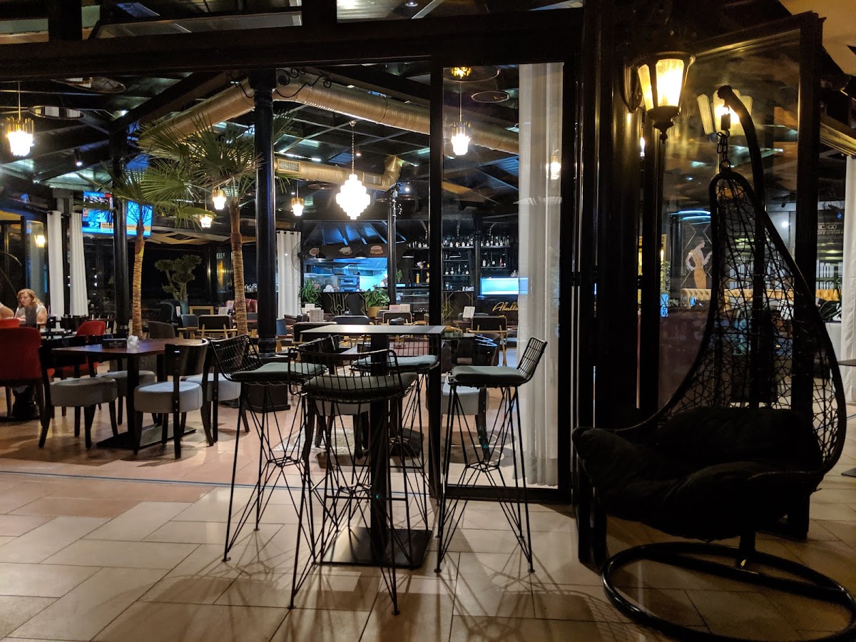 Bar Restorant Piceri Chicago