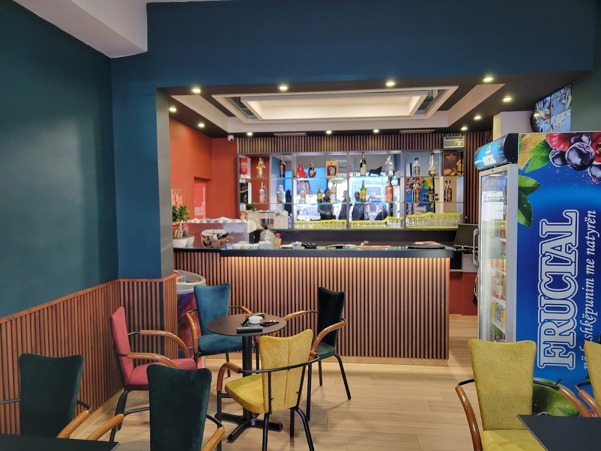 Pavarsia Caffe & Byrektore photo 4