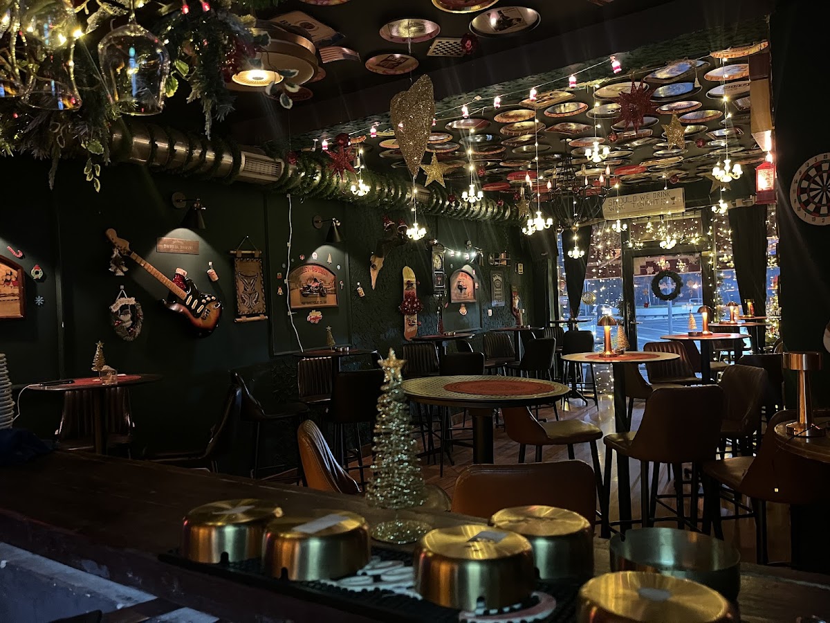 Floyd Pub photo 3