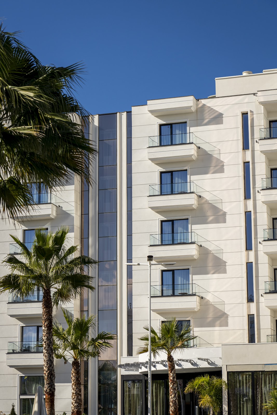 Henry Resort & Spa