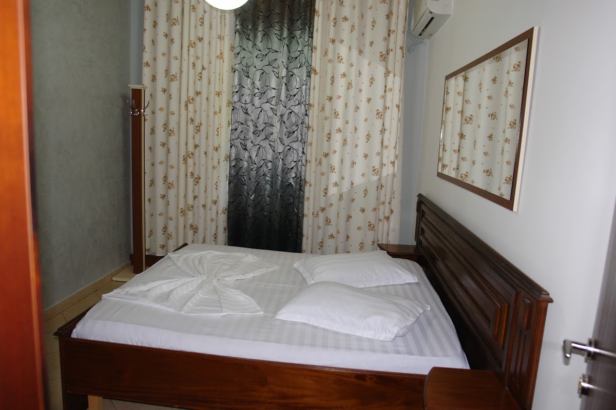 Hotel Restorant Klea-Adi photo 2