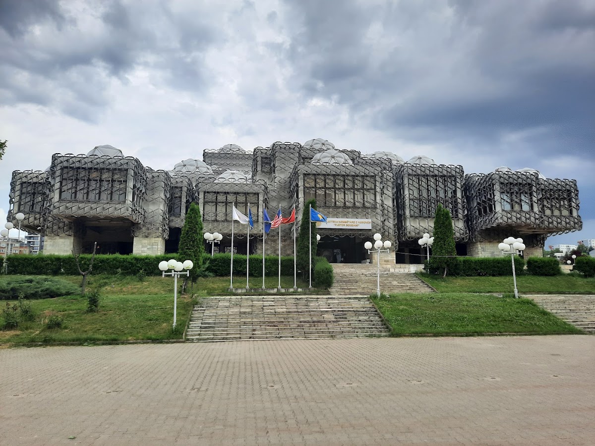 The National Library of Kosovo "Pjetër Bogdani" — Atraksione në Prishtinë — photo 4