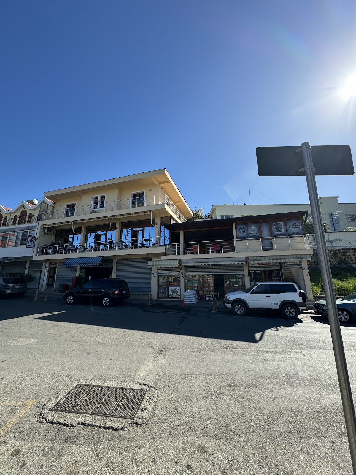 BUBA Pernokaj Restaurant