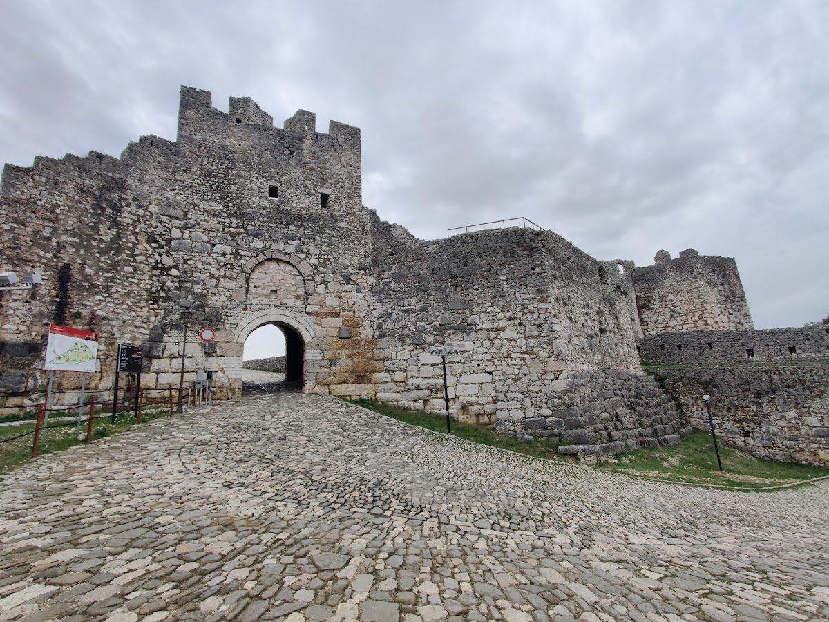 Berat Castle photo 4