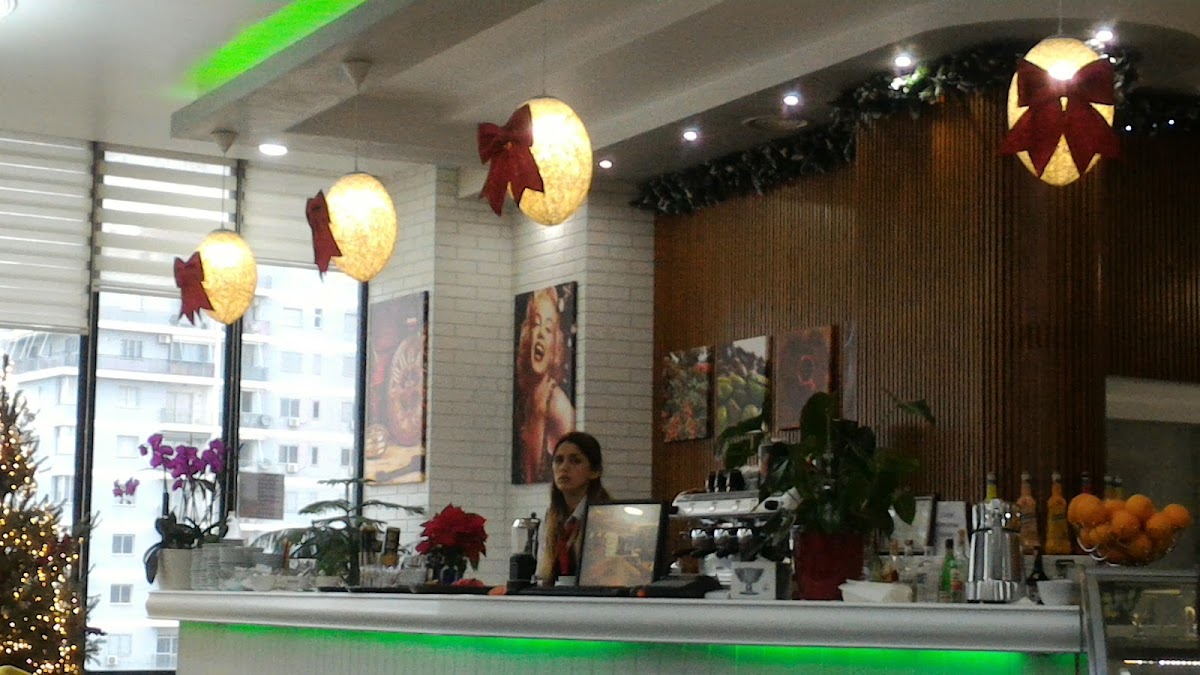 Caffe Monte Blanc, Net Center photo 4
