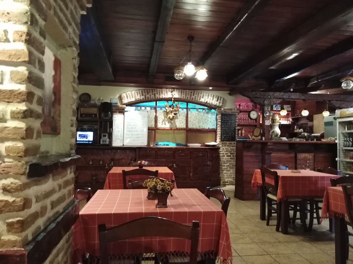 Mengjezore, Bar & Restorant Namanzgja