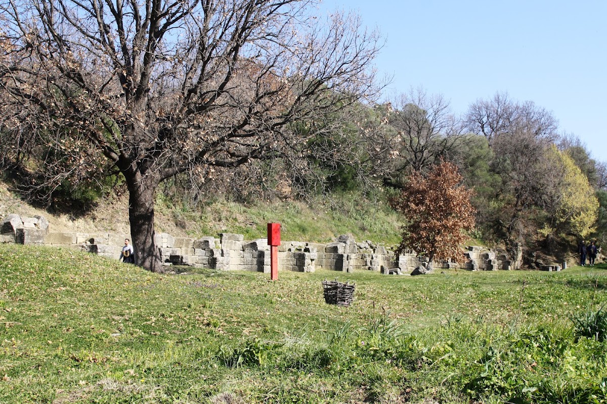 Stoa B photo 3