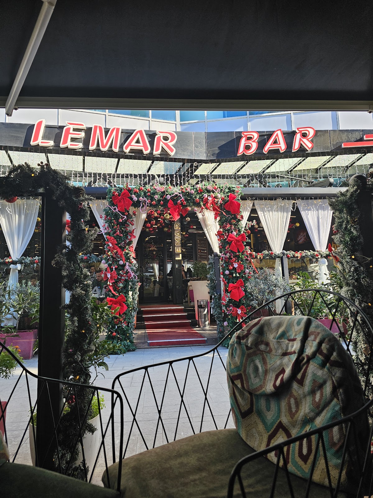 Lemar Bar photo 5