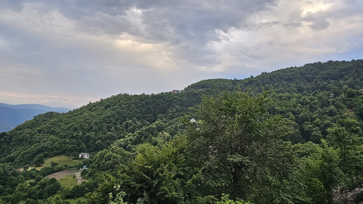 Llozhen, Tropojë photo 5
