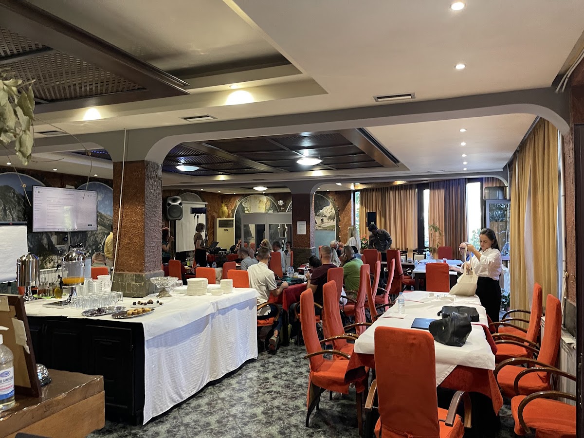 RAMIS Pizzeria and Restaurant