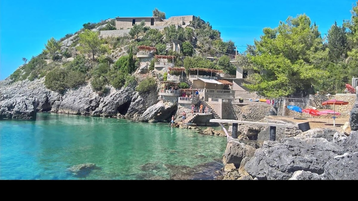 Kiço Meniko Himarë photo 3