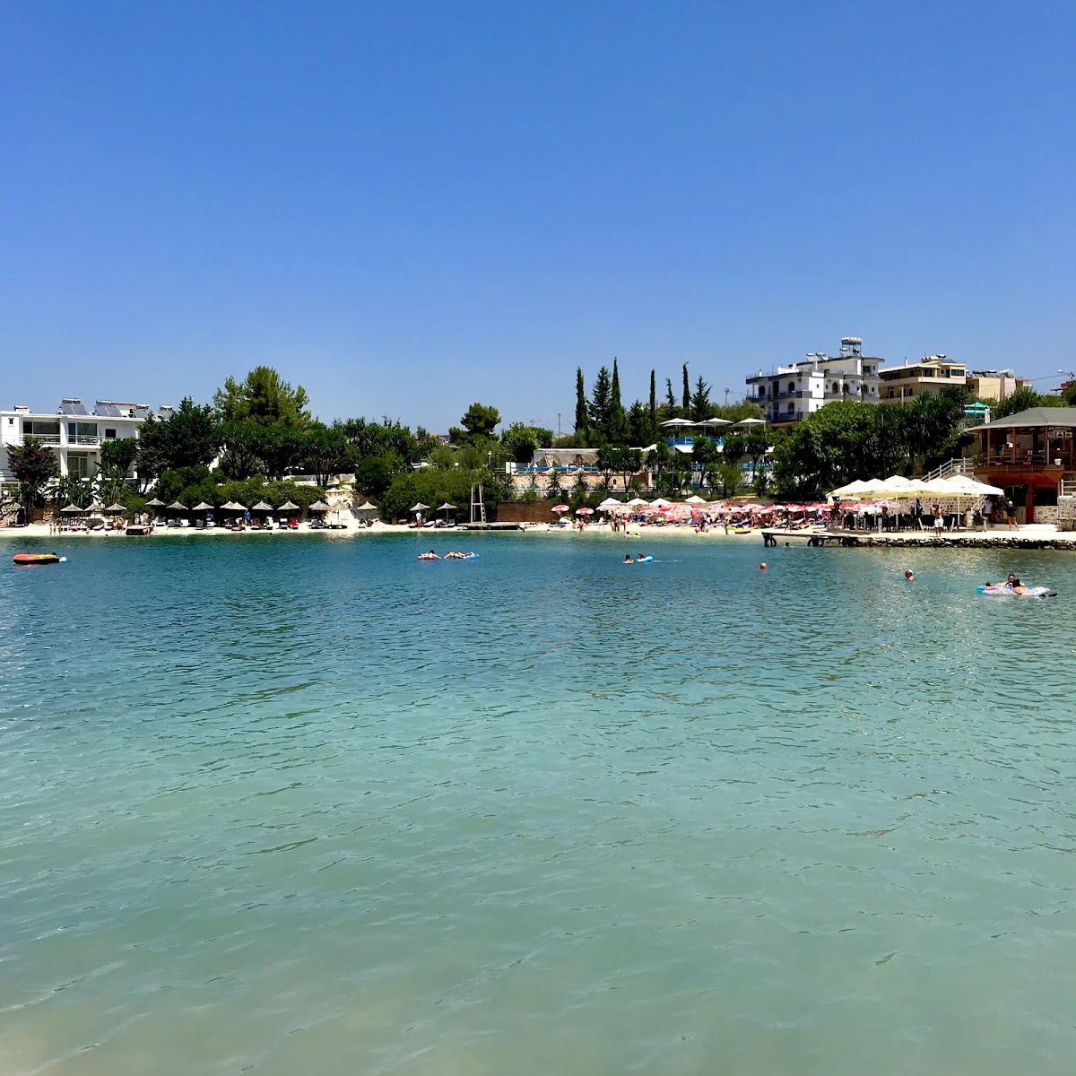 Paradise Beach photo 2