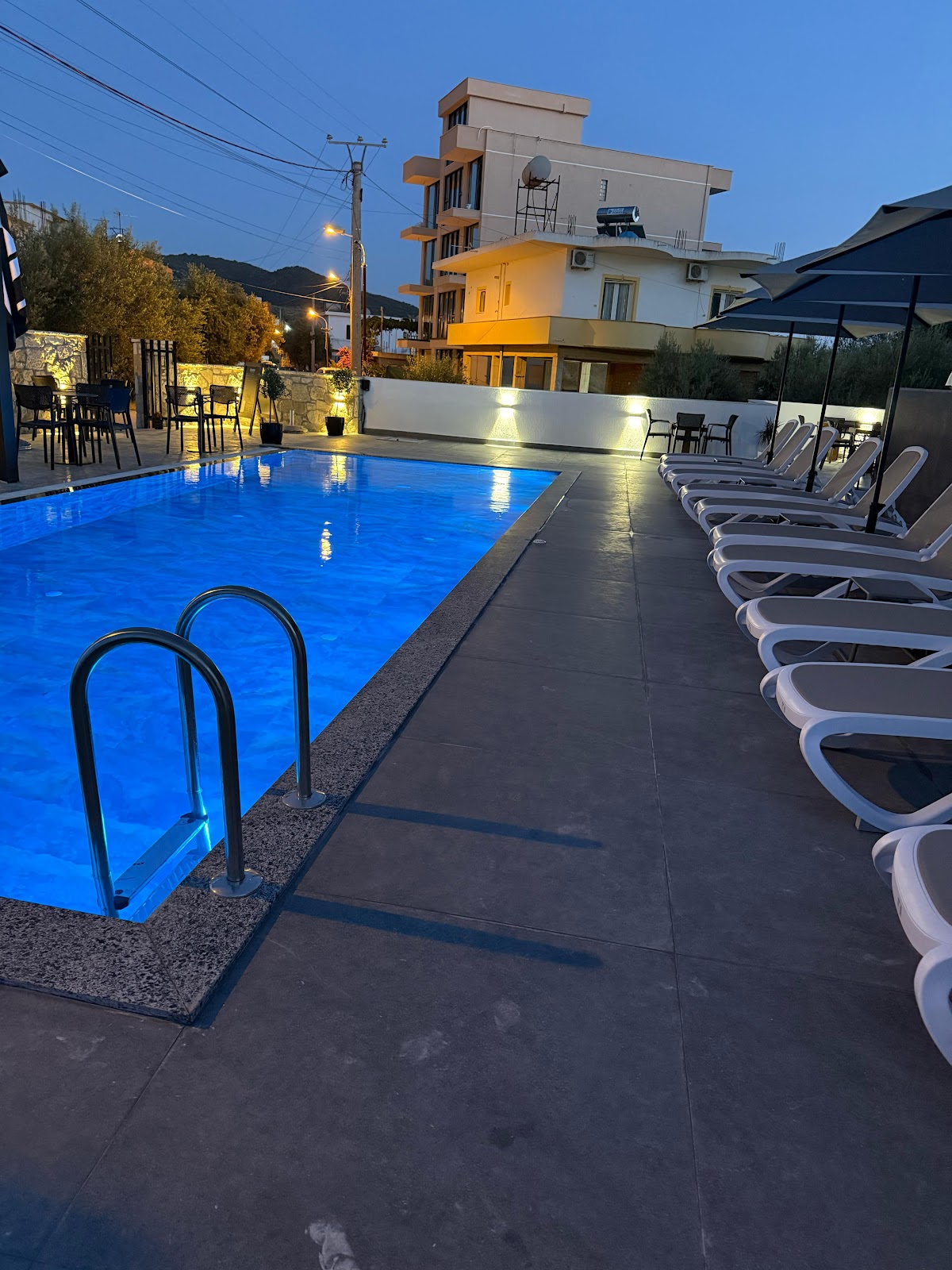 Blue Pool Bar-Coffe photo 5