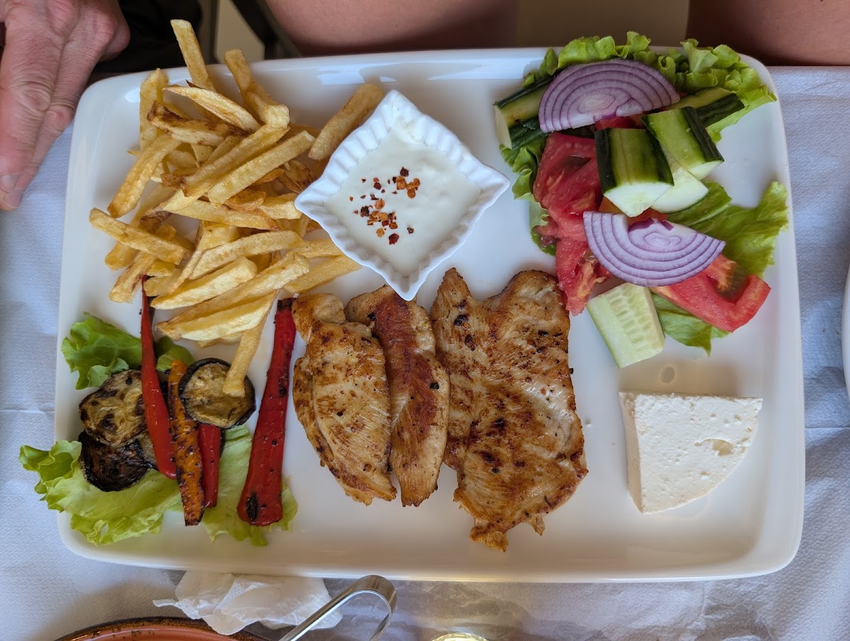 Restaurant Fisniku photo 3