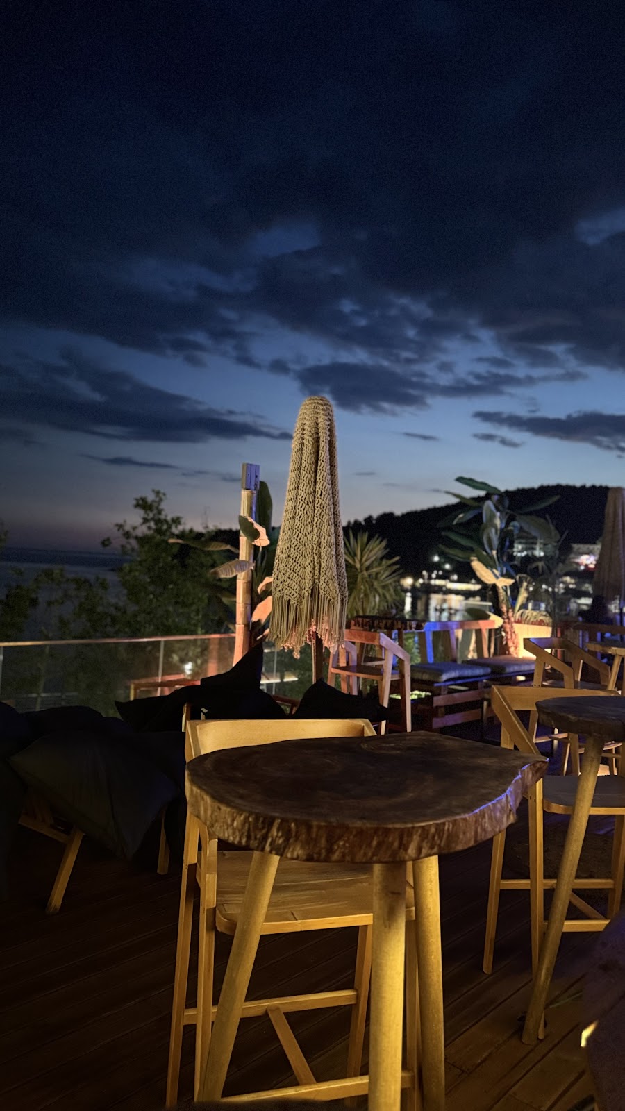 Coba Rooftop & Restaurant Himare photo 5